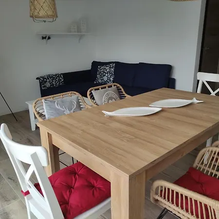 Apartament Letni Wiatr 2 Apartment *